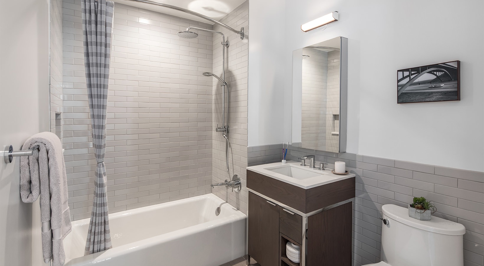 Listing photo 1 of 6