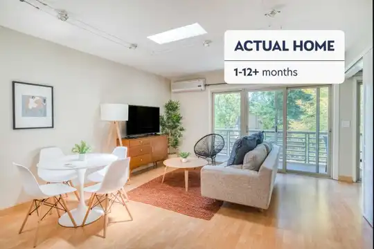 Listing photo 1 of 5