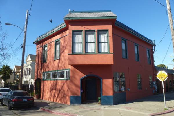 Listing photo 1 of 5