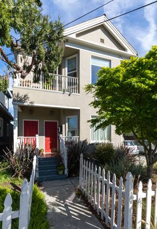 Listing photo 1 of 5