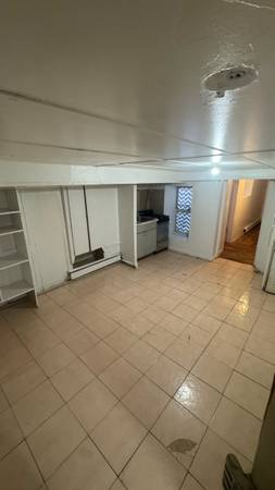 Listing photo 1 of 10