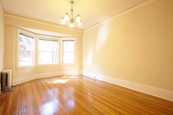 Listing photo 1 of 5