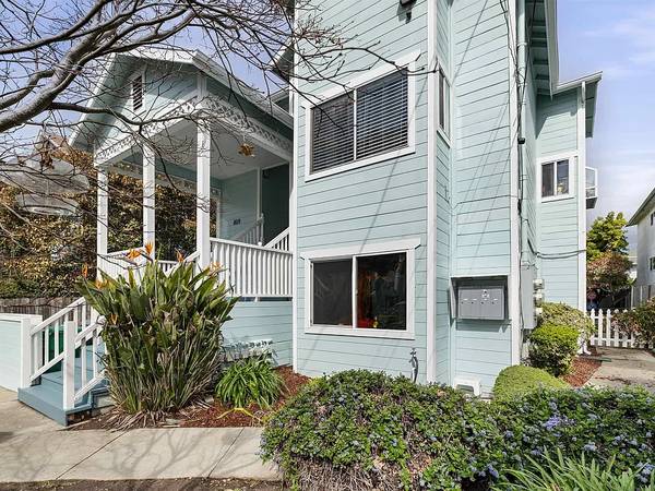 Listing photo 1 of 5