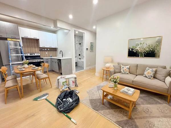 Listing photo 1 of 5