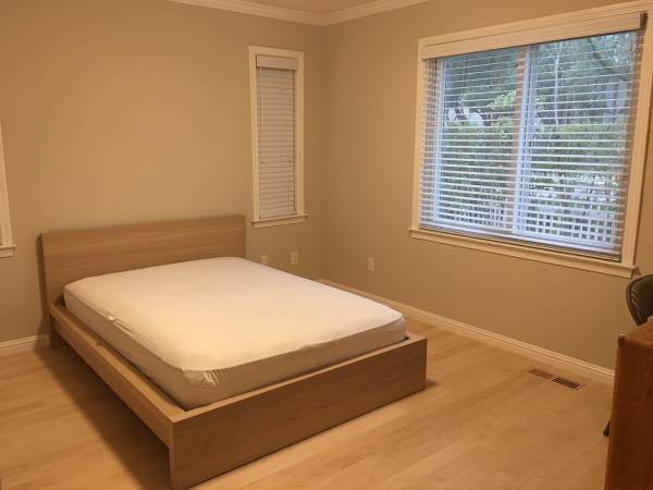 Listing photo 1 of 3
