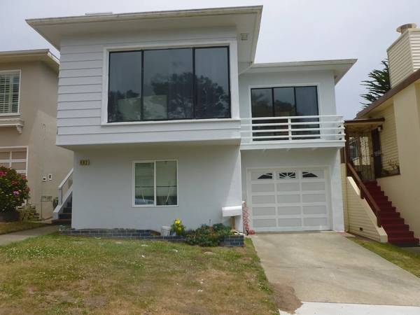 Listing photo 1 of 5