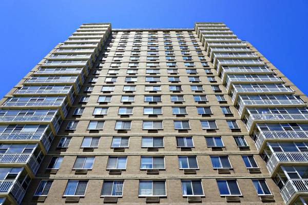 Listing photo 1 of 5