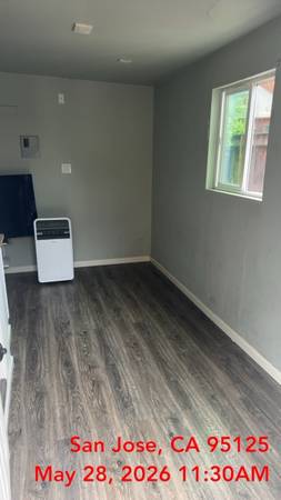 Listing photo 1 of 5