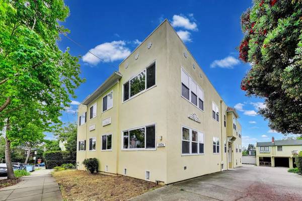 Listing photo 1 of 5
