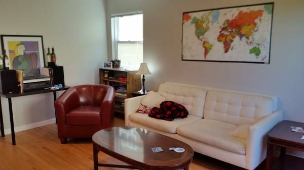 Listing photo 1 of 5