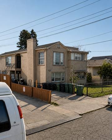 Listing photo 1 of 5
