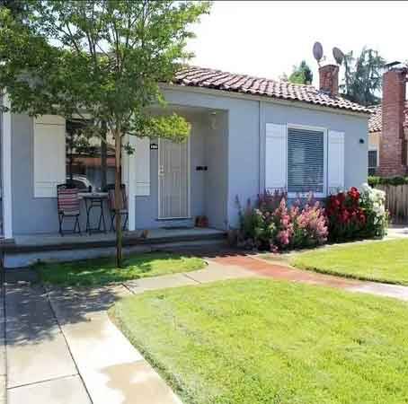 Listing photo 1 of 5