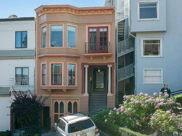 Listing photo 1 of 5