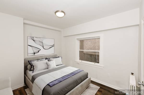 Listing photo 1 of 5