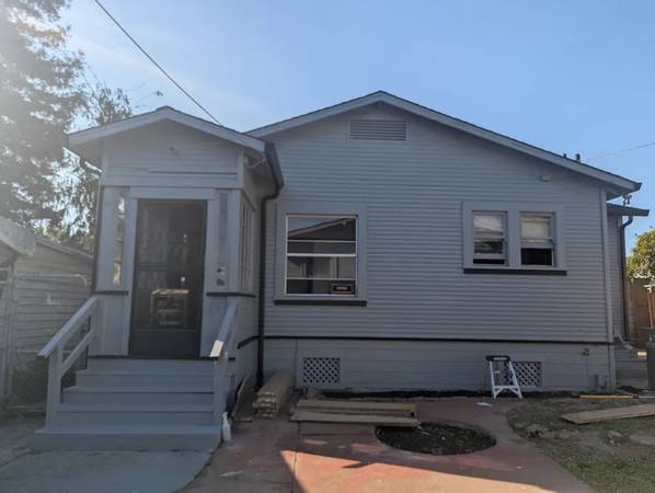 Listing photo 1 of 5