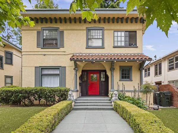 Listing photo 1 of 5