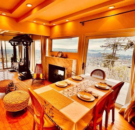 Listing photo 1 of 4