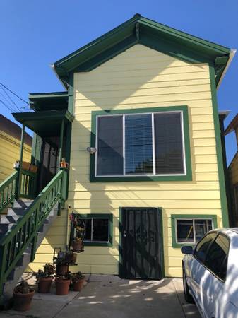 Listing photo 1 of 5