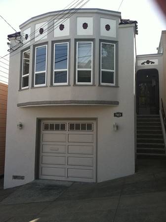 Listing photo 1 of 5
