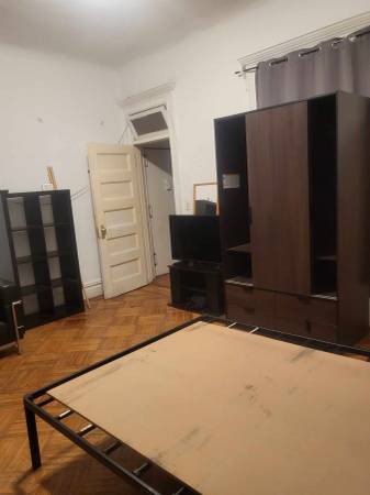 Listing photo 1 of 5