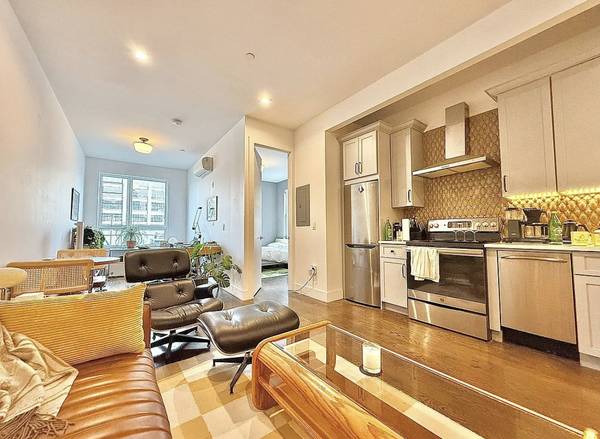 Listing photo 1 of 5