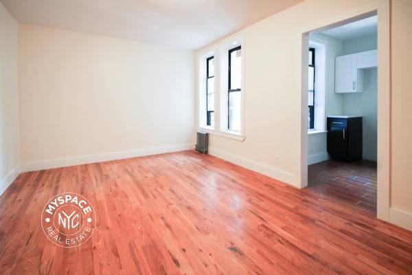 Listing photo 1 of 5