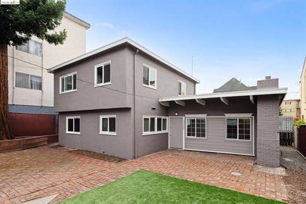 Listing photo 1 of 5