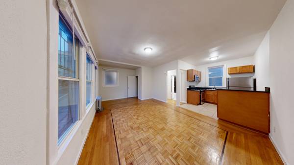 Listing photo 1 of 5