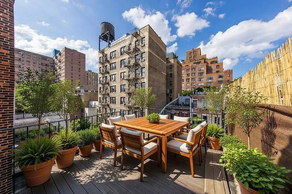 Listing photo 1 of 7