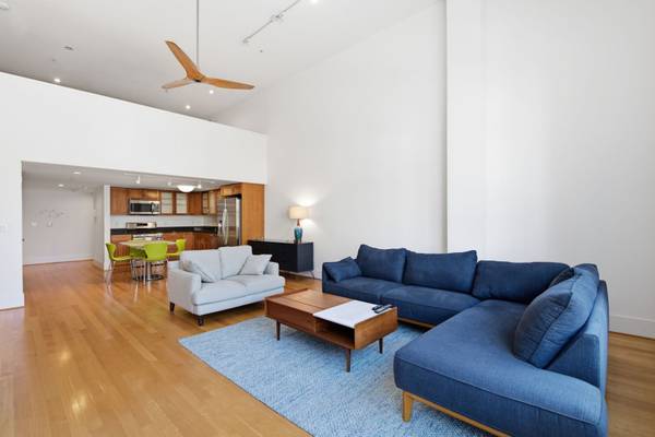 Listing photo 1 of 5