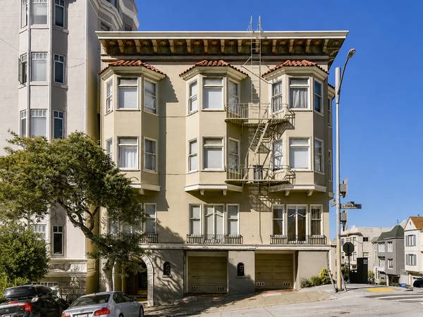 Listing photo 1 of 5