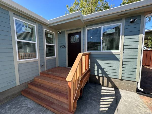 Listing photo 1 of 5