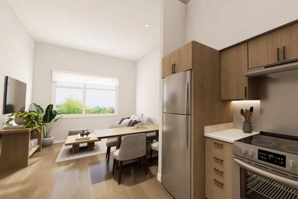 Listing photo 1 of 5