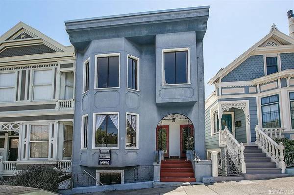 Listing photo 1 of 5