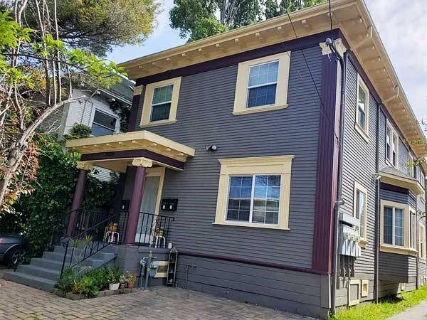 Listing photo 1 of 4