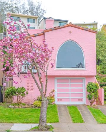 Listing photo 1 of 5