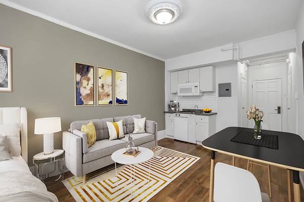 Listing photo 1 of 5