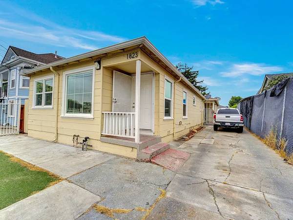 Listing photo 1 of 5