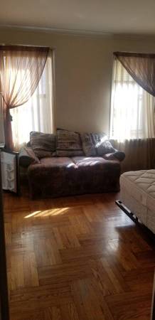 Listing photo 1 of 5