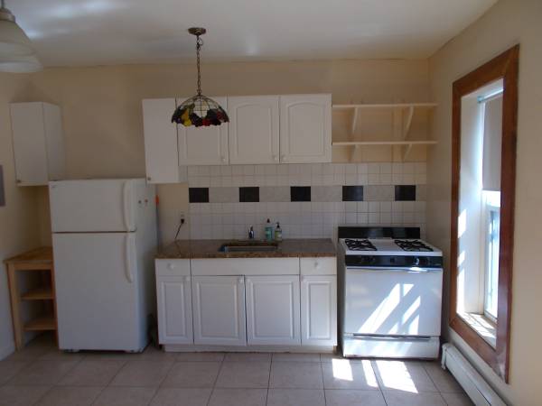 Listing photo 1 of 5
