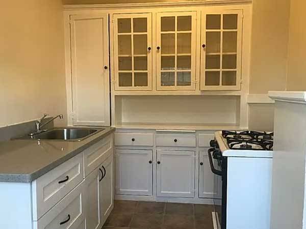 Listing photo 1 of 4