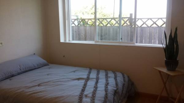 Listing photo 1 of 3