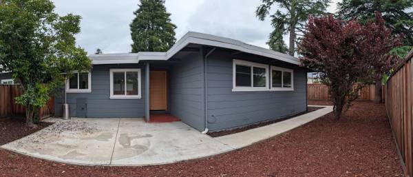 Listing photo 1 of 5
