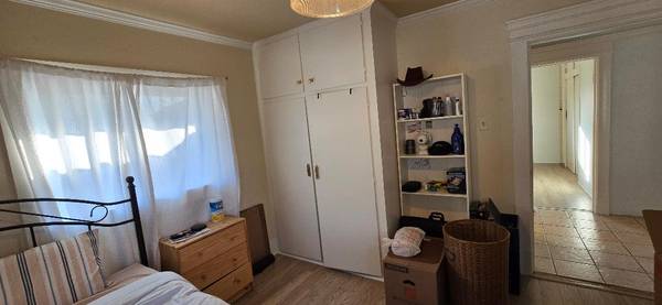 Listing photo 1 of 2
