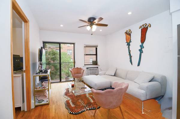 Listing photo 1 of 5