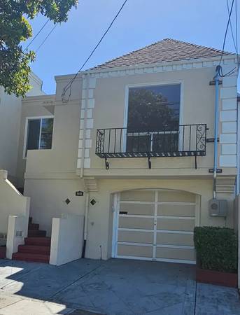 Listing photo 1 of 5
