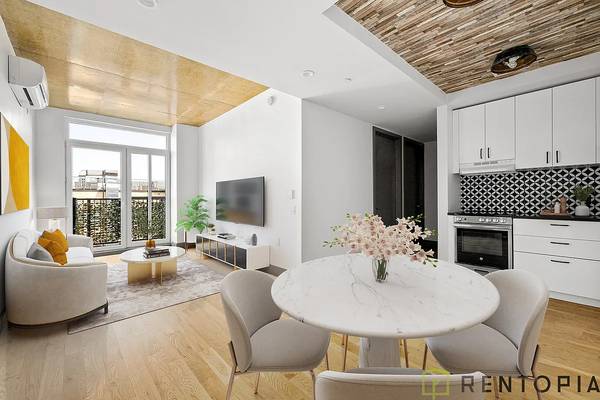 Listing photo 1 of 5