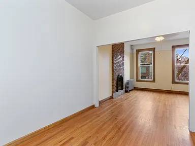 Listing photo 1 of 6