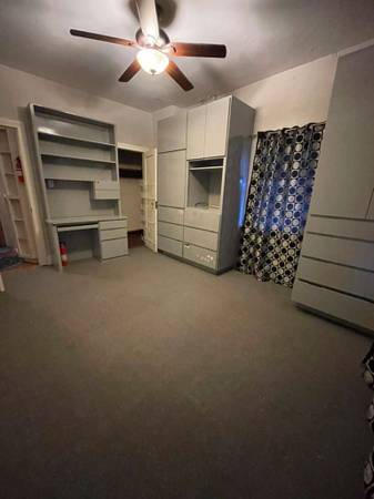 Listing photo 1 of 2