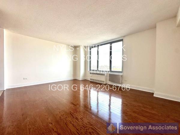 Listing photo 1 of 2